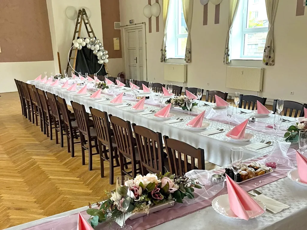 Hostinec a penzion U Jana Výprachtice - sál k pronájmu